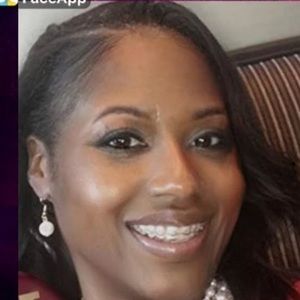 Meet your Posher, Carla